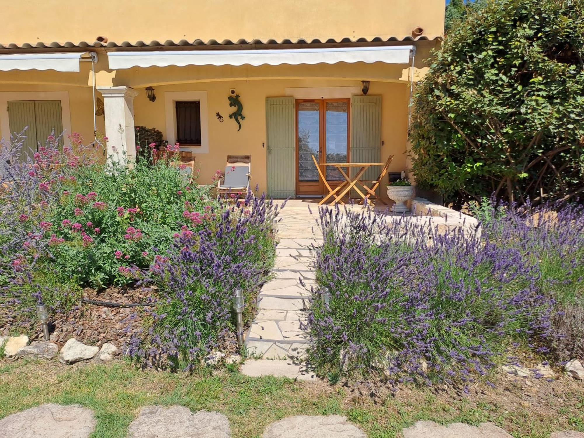 Les Cerises Saint-Saturnin-d'Apt Exterior foto